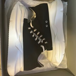 RICK OWENS DRKSHDW
Black Abstract Denim Sneakers